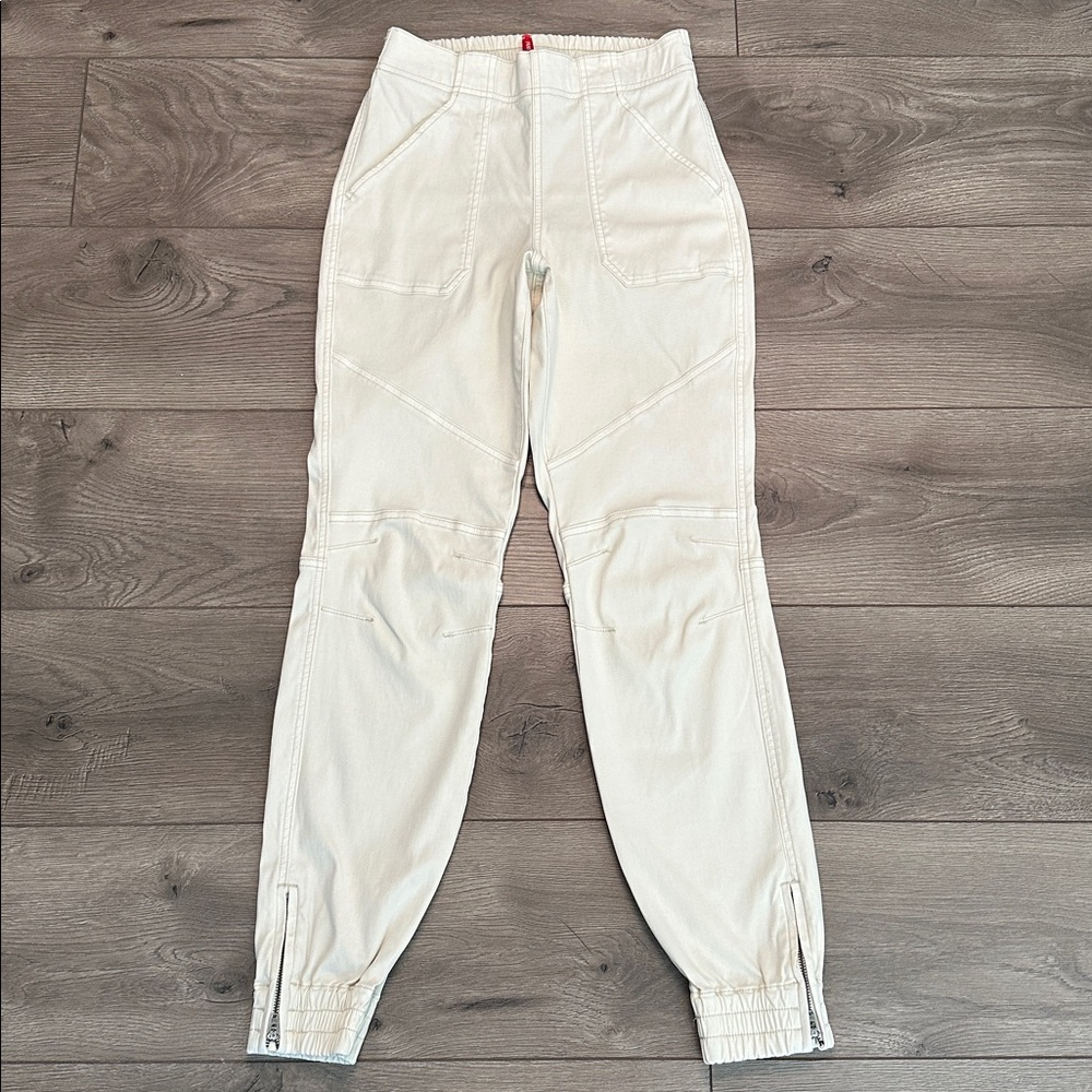 Spanx Stretch Twill High Rise Jogger Pants Ankle‎ Zip Parchment Cream Size Small